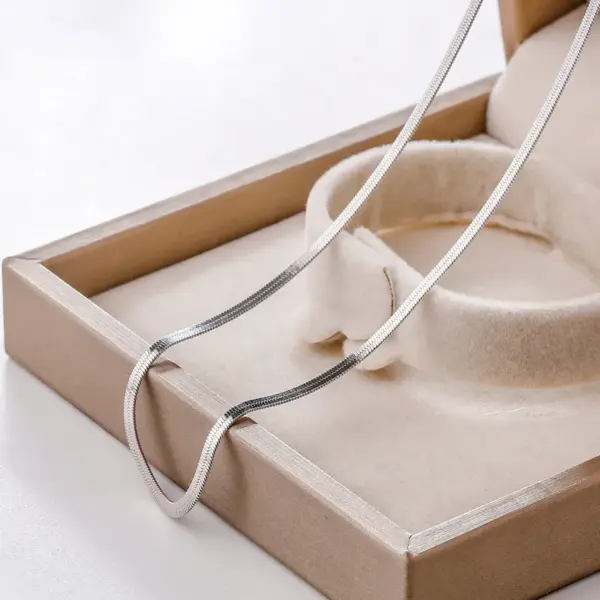 PVD Coated Real Gold Plated 18K Gold Solid Color 304 Stainless Steel Retro Waterproof Non Tarnish 304 Stainless Steel Necklace