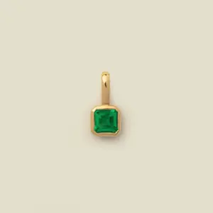 May Single Pendant
