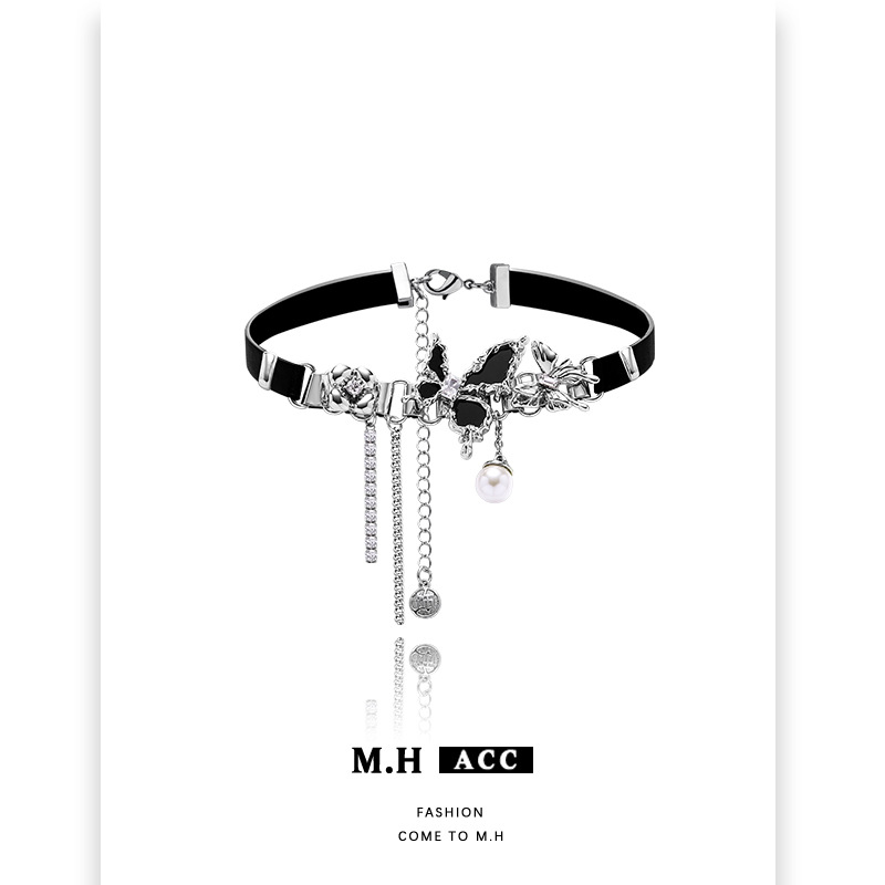 Wholesale Black Butterfly Collar Women's Wholesale All-match Niche High-end Light Luxury Necklace Hip-hop Spice Girl Personality Pearl Necklace