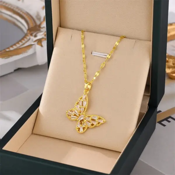 Wholesale Real Gold Plated Butterfly 304 Stainless Steel Fashion Waterproof Non Tarnish Pendant Necklace