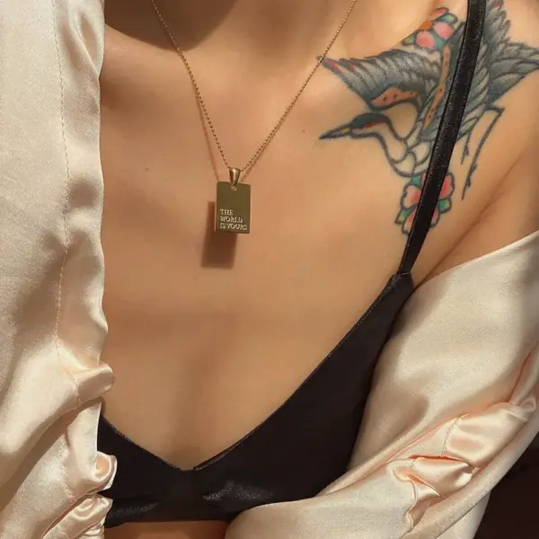 PVD Coated Real Gold Plated 18K Gold Letter 304 Stainless Steel Simple Style Waterproof Non Tarnish 304 Stainless Steel Necklace