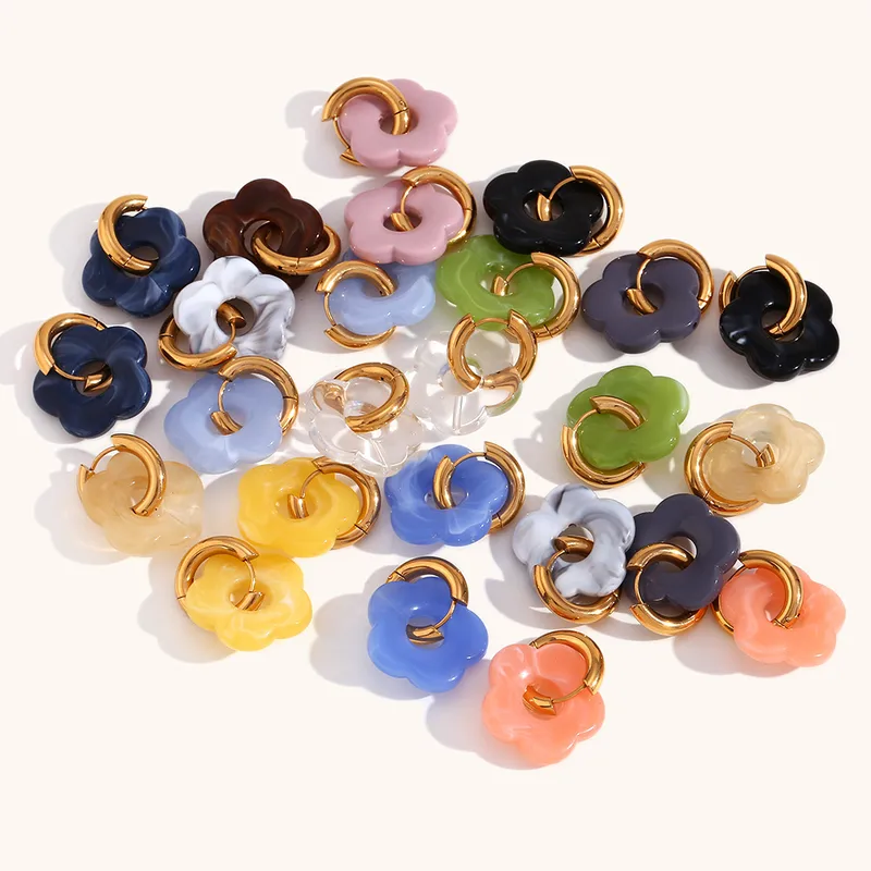 Wholesale PVD Coated Real Gold Plated 18K Gold Flower Stainless Steel Vacation Waterproof Non Tarnish op Earrings