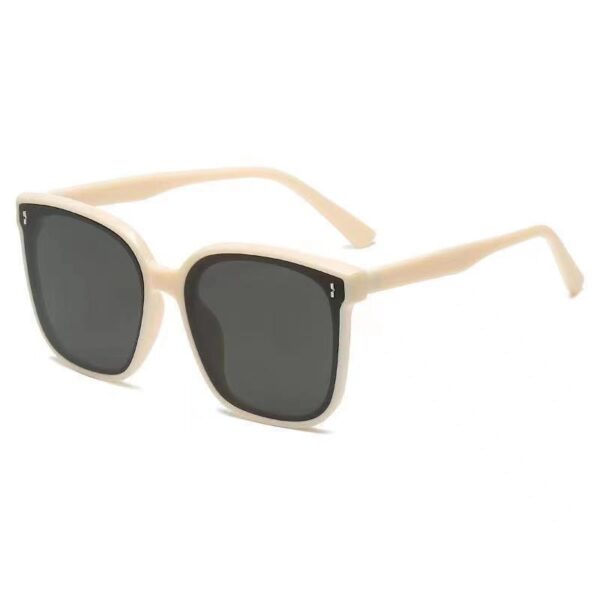 Wholesale New Summer Anti-Uv Sunglasses for Women, Rice Stud Sunglasses for Men, Wholesale for Men, Same Style as Douyin