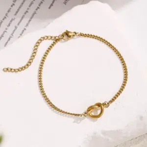 Knotted Heart Bracelet / Bracelets