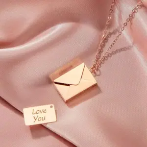 Wholesale Ig Style Envelope Stainless Steel Plating 18k Gold Plated Pendant Necklace
