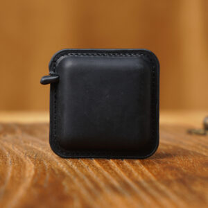 Shape-Crazy Horse Black