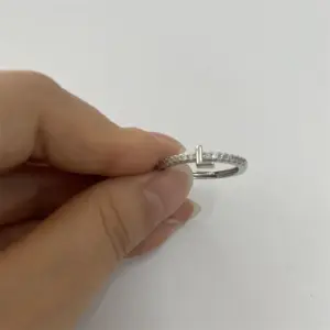 Real Platinum-Letter L / One Size