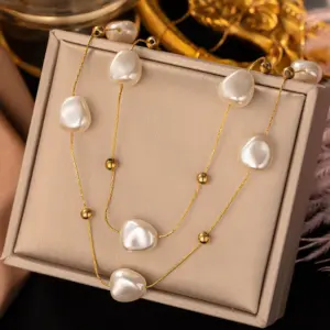 Jyh1072 Necklace Gold Eight Three-Dimensional Pearls