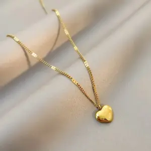 A8215-8215 Heart Necklace Gold