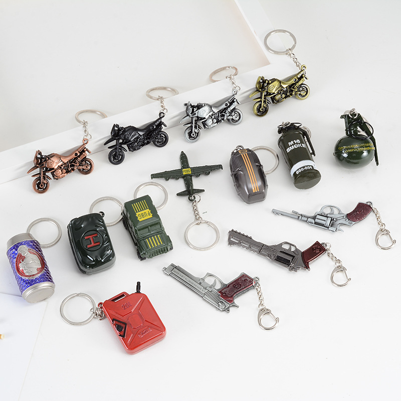 Wholesale Chicken game peripheral aessories metal key chain smoke bomb grenade bomb barrel Jedi survival gift pendant
