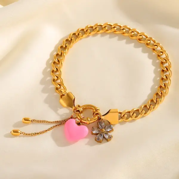 Wholesale Ion Plating (IP) 18K Gold Plated Heart Shape Flower 304 Stainless Steel Casual Cute Sweet Multi Charms Bracelet Necklace