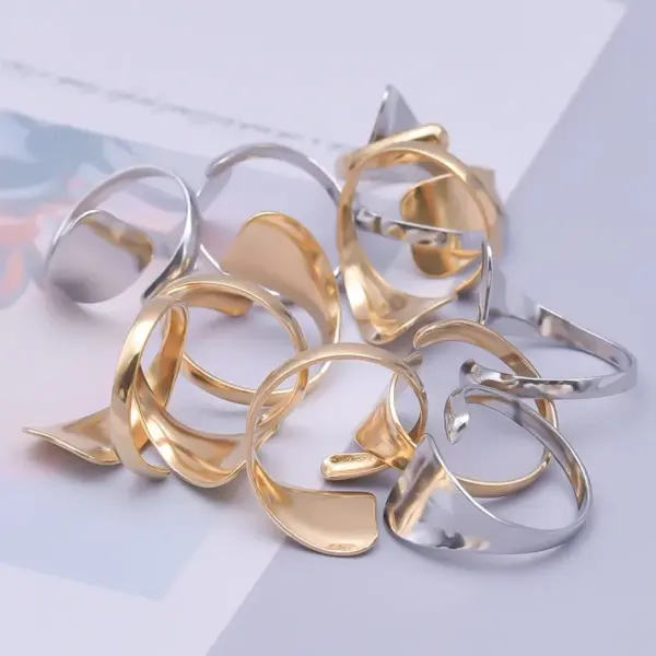 PVD Coated Real Gold Plated 18K Gold Geometric 304 Stainless Steel Simple Style Waterproof Non Tarnish Open Rings