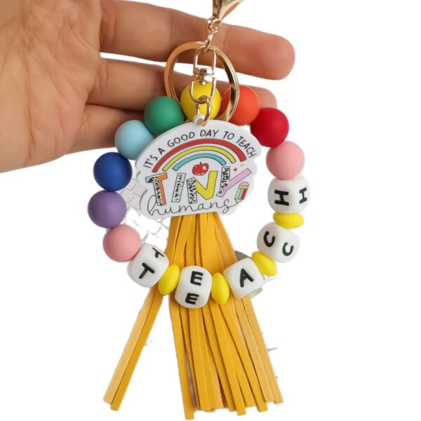 oly-93d48063140d2cbfaa58ea8d90ba185a Wholesale Teacher's Day jewelry silicone bead keychain