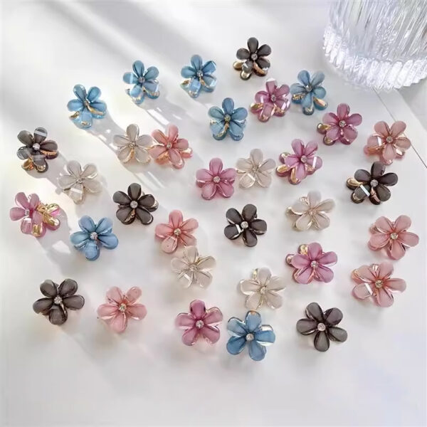Wholesale Crystal Five-Petal Flower Small Grabber Small and Exquisite Popular Hairpin Broken Hair Bangs Top Clip Headdress Mini Grabber