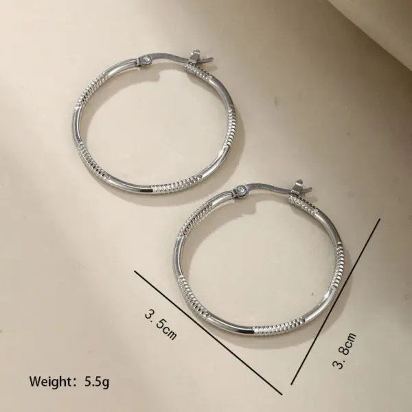 Wholesale 1 Pair XUPING Simple Style Classic Style Solid Color 304 Stainless Steel Earrings