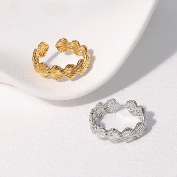 Wholesale PVD Coated Real Gold Plated 18K Gold Shell 304 Stainless Steel Marine Style Beach Tropical Waterproof Non Tarnish Open Rings