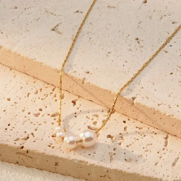 Wholesale 304 Stainless Steel Plastic Geometric Ion Plating (IP) Plastic 18K Gold Plated Princess Vacation Sweet Waterproof Non Tarnish Plating Necklace