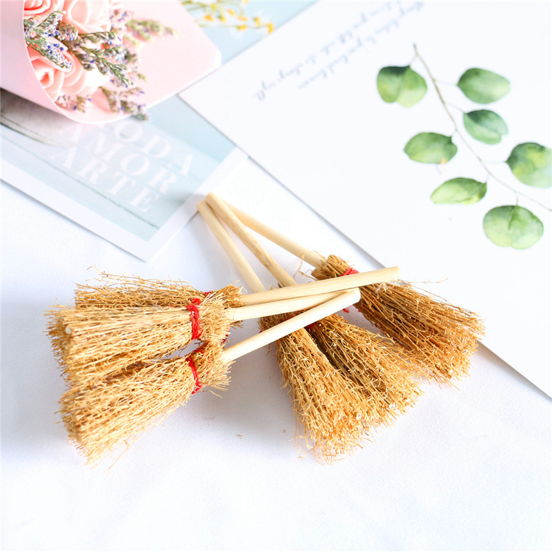 Wholesale Dollhouse miniature food play scene model small cloth doll house aessories mini large broom broom