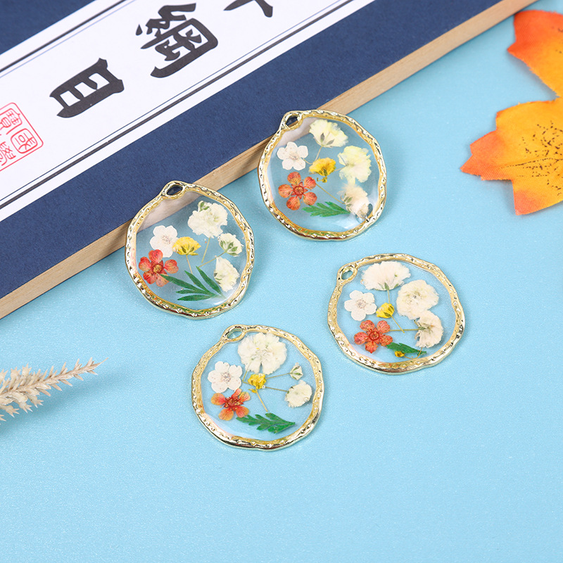 Wholesale Resin DIY Earrings Necklace Pendant Spring Garden French Retro ied Flower Plant Glue Earrings Ins Style Hot Style