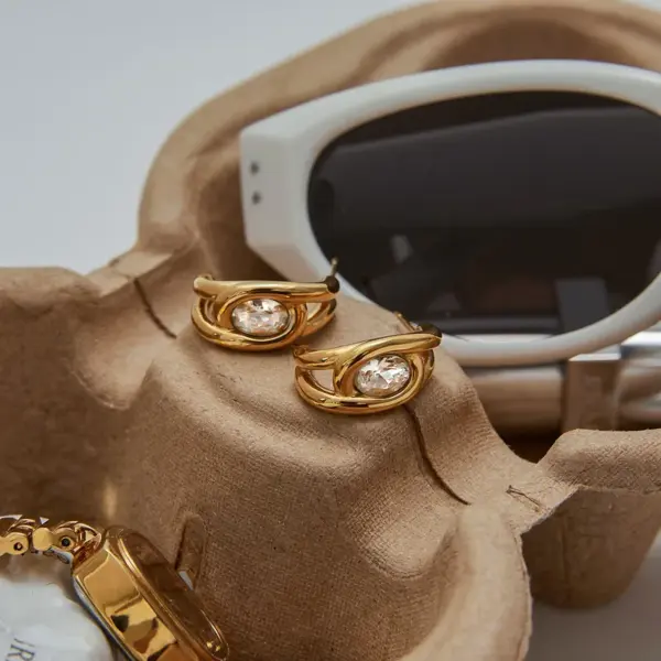 PVD Coated Real Gold Plated Geometric 304 Stainless Steel Simple Style Classic Style Waterproof Non Tarnish Ear Cuffs Ear Studs