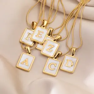 Stainless Steel 18K Gold Plated Casual Commute Plating Inlay Letter Shell Pendant Necklace