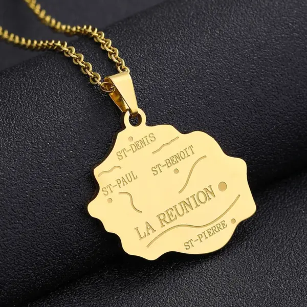 Wholesale Real Gold Plated Map Letter Titanium Steel Casual Waterproof Non Tarnish Titanium Steel Pendant Necklace