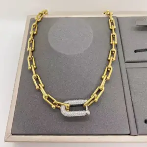 Silver Horseshoe Necklace (Gold) / 1 Strand/Package