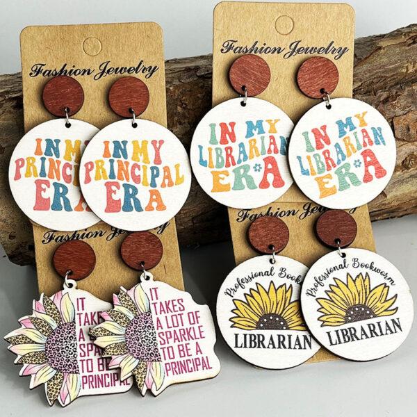 Wholesale Cross-border supply teacher gift school teacher librarian principal eardrops sunflower wooden colorful letters