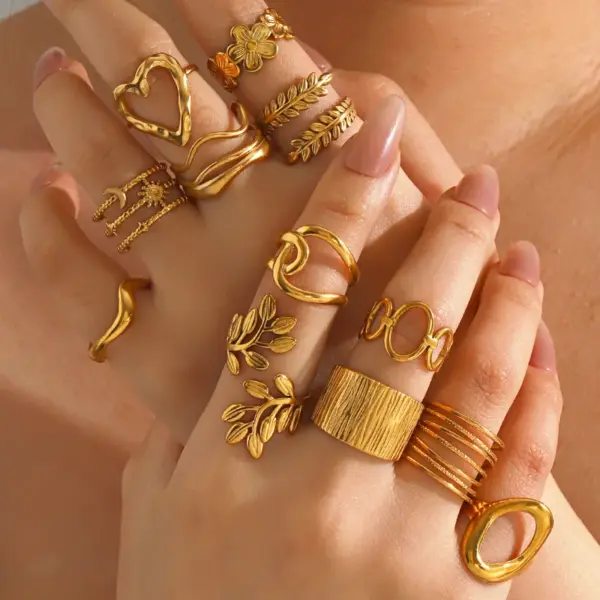 Ion Plating (IP) 18K Gold Plated Leaves Heart Shape Lines 304 Stainless Steel Cute Retro Simple Style Waterproof Non Tarnish Rings