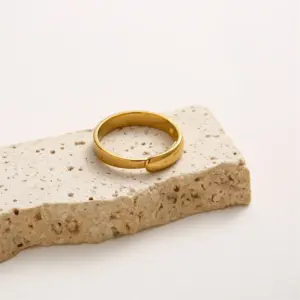 A026J / Adjustable Opening