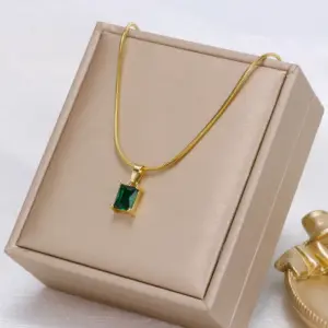 22C10120-Green Diamond 45 5cm