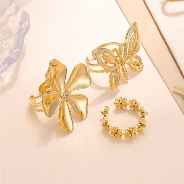 Wholesale PVD Coated 18K Gold Plated Real Gold Plated Butterfly Daisy 304 Stainless Steel Vacation Waterproof Non Tarnish Open Rings