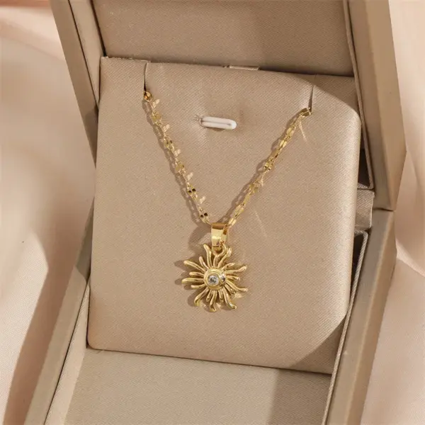 Wholesale 201 Stainless Steel Brass 18K Gold Plated Simple Style Classic Style Plating Inlay Star Heart Shape Bow Knot Zircon Pendant Necklace