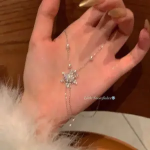 Snowflake Pearl Necklace Xl1101
