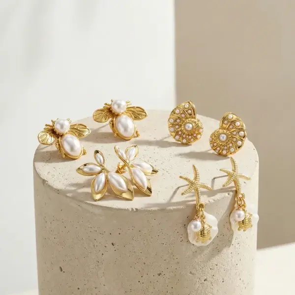 Wholesale Tortoise Pattern Stud Earrings For Women In 304 Stainless Steel With PVD Coated Gold Plating And Acrylic Inlay, 0.03µm Thickness