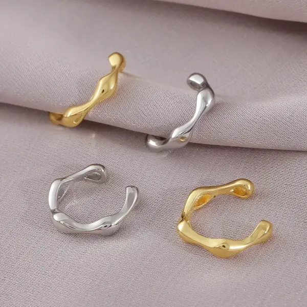 Wholesale 1 Pair Simple Style Solid Color Cool Style C Shape Copper 18K Gold Plated Gold Plated Ear Cuffs