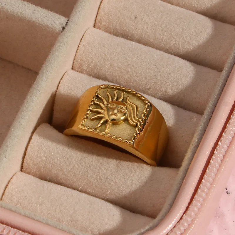 Wholesale PVD Coated Real Gold Plated 18K Gold Geometric 304 Stainless Steel Fashion Waterproof Non Tarnish Rings