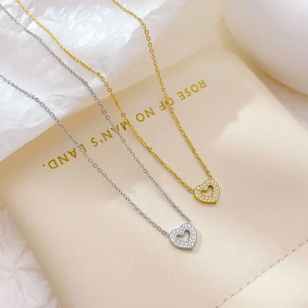 PVD Coated 18K Gold Platinum Real Gold Plated Heart Shape 304 Stainless Steel Waterproof Non Tarnish 304 Stainless Steel Pendant Necklace