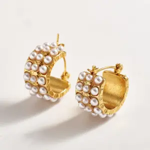 A Earrings (18.5x20.8mm; Needle Thickness: Approximately 0.8mm) / 1 Pair/Package