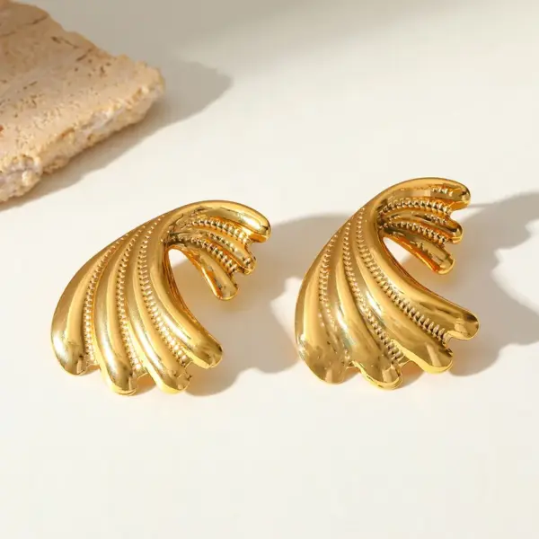 Fashionable Geometric Asymmetrical 18K Gold Plated Stainless Steel Pendant Earrings Elegant Cute Women's Jewelry Accessory