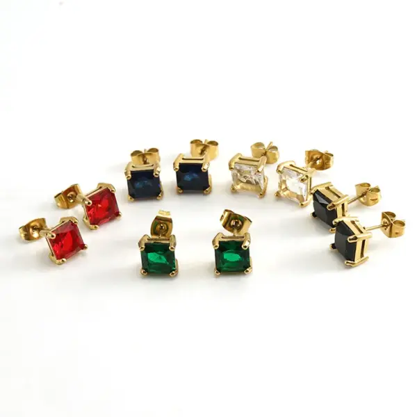 Wholesale 1 Pair Retro Square Inlaid Zircon 304 Stainless Steel Zircon 18K Gold Plated Stainless Steel Earrings