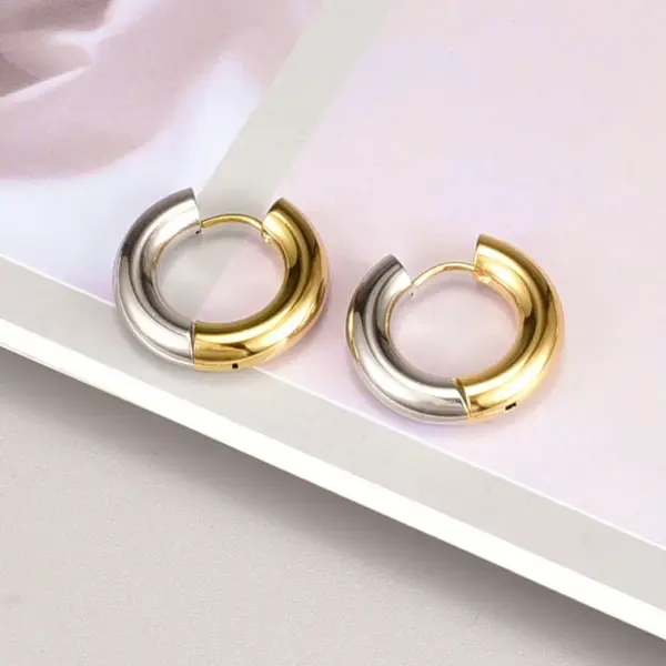 Wholesale 304 Stainless Steel Geometric PVD Coated No Inlaid 18K Real Gold Plated 18K Gold Korean Style Waterproof Non Tarnish Buckle Earrings