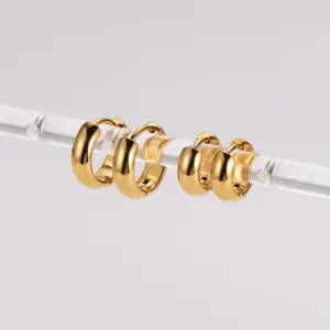 Wholesale 303 Stainless Steel Circle Electroplating Imitation Gold Vintage Style Classic Style Commute Earrings