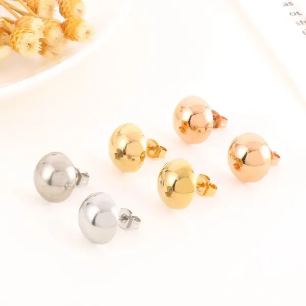 PVD Coated 18K Gold Plated Round Stainless Steel Elegant Cute Waterproof Non Tarnish Ear Studs