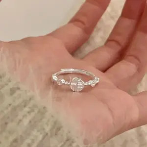 JZ1419 / Adjustable Opening