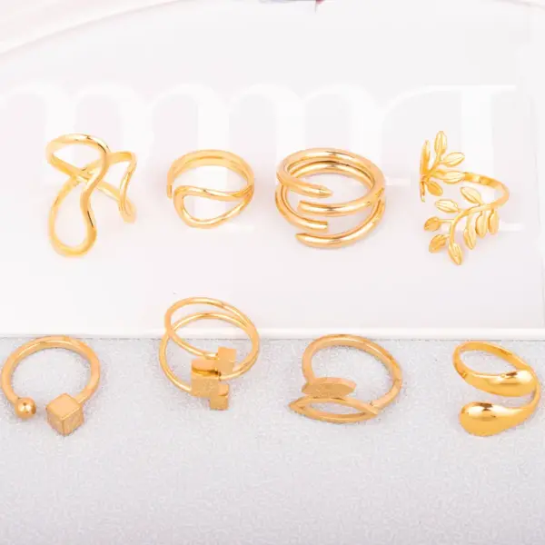 Wholesale 304 Stainless Steel Star Mermaid Snowflake PVD Coated Stone-Free Golden Plated Elegant Cute Romantic Open Rings