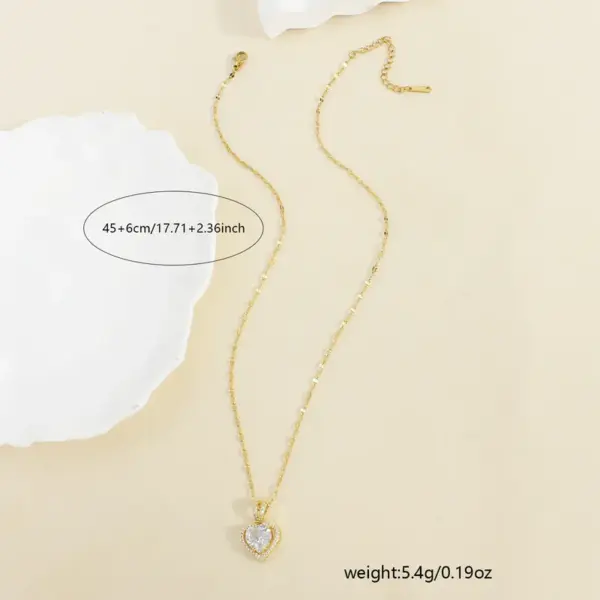 Wholesale PVD Coated 18K Gold Plated Heart Shape 304 Stainless Steel Elegant Simple Style Waterproof Non Tarnish 304 Stainless Steel Pendant Necklace