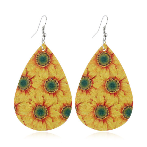 Wholesale Explosive leather earrings creative versatile leather earrings Amazon sunflower pattern leather earrings