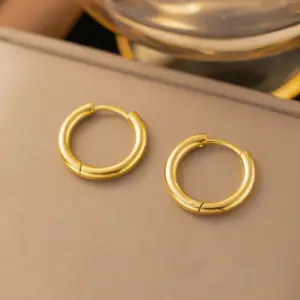 21 [Ag93] Full Glossy Earrings / Gold