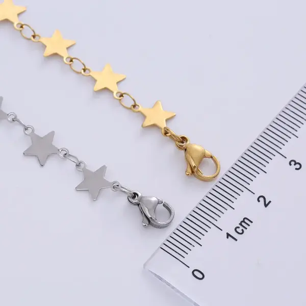 PVD Coated 18K Gold Plated Star 304 Stainless Steel Simple Style Waterproof Non Tarnish 304 Stainless Steel Choker